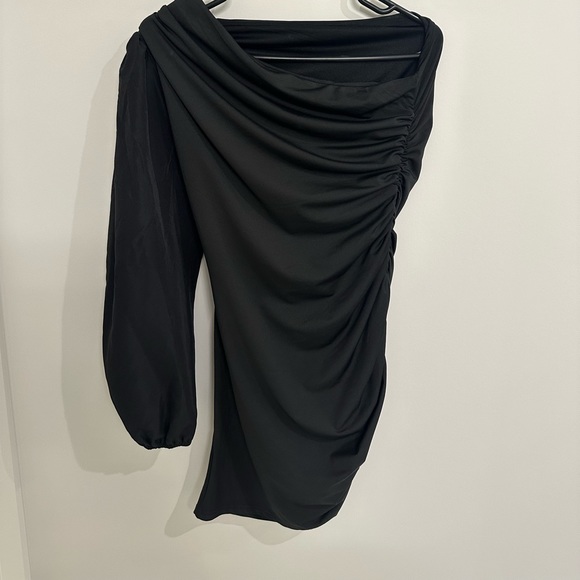 One Shoulder Black Dress - Picture 1 of 1